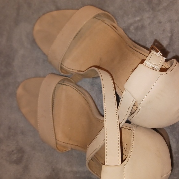 Chunky heel sandals - Picture 4 of 5